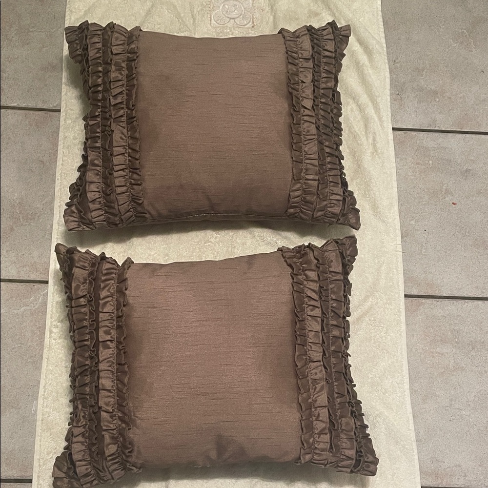 Thro By Marlo Lorenz Ruffled Down Pillows